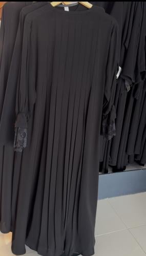 كسرات من الخلف واكمام مطاط