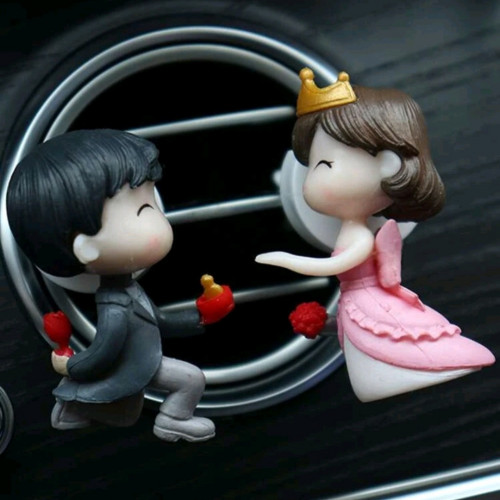 زينة للسيارة ومعطر بمشبك شخصيات كرتونية - زينة سيارات و اكسسوارات