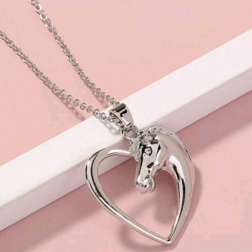 تعليقة سيارة نمط حصان وقلب - اكسسوارات و زينة سيارات