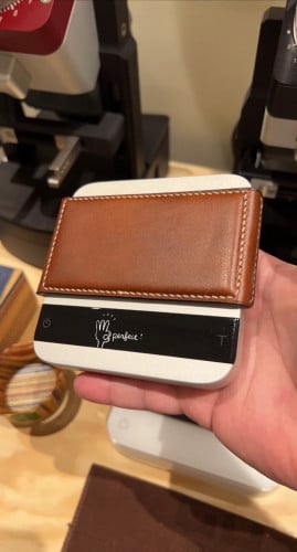 قاعدة من الجلد الطبيعي لميزان اكايا لونار