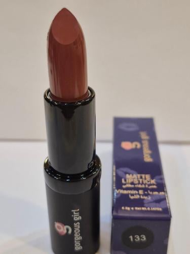 روج مطفي بزبدة الشيا وزيت الجوجوبا 133