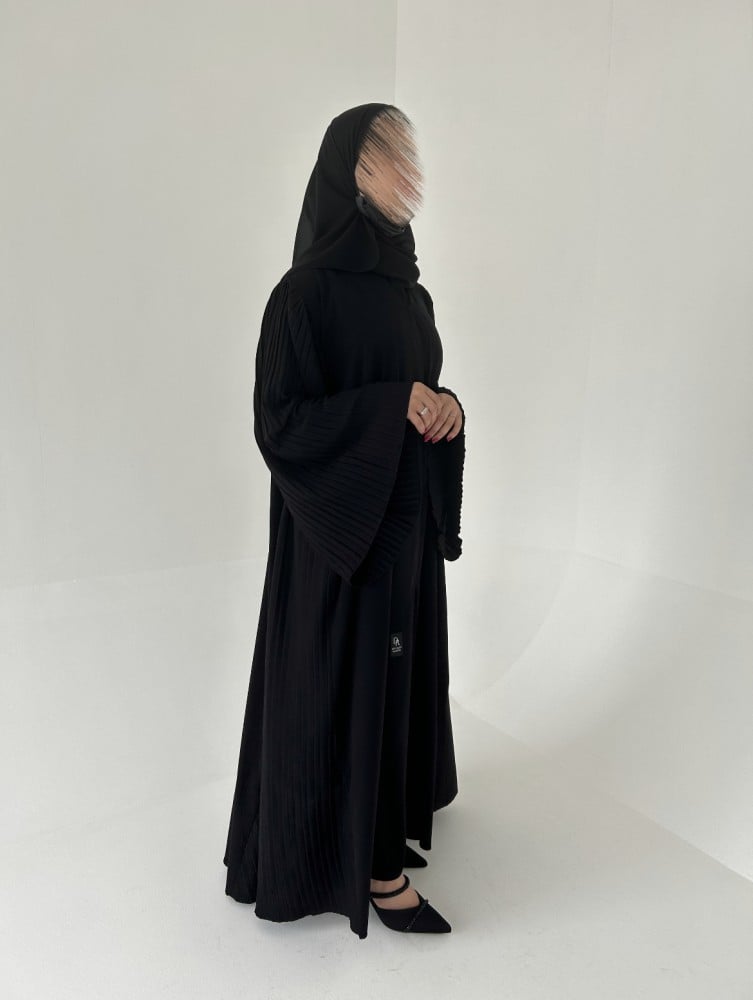 عباية رنا