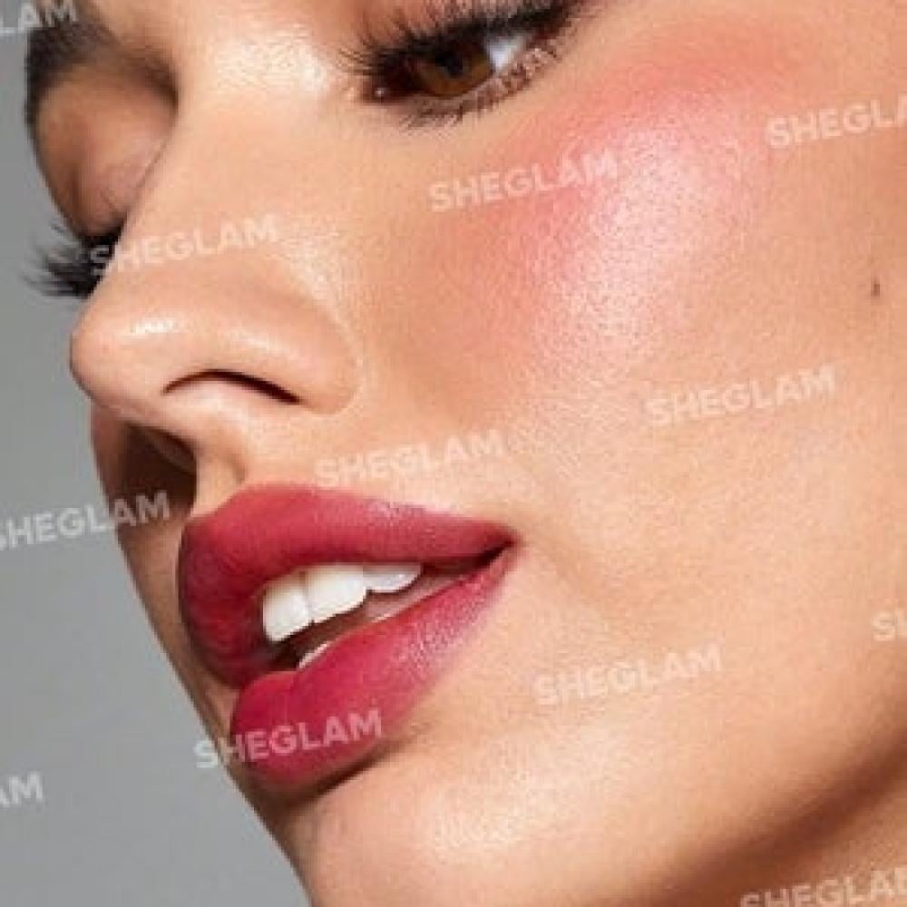 أحمر الشفاه والخدود  من شيجلام-الفراولة