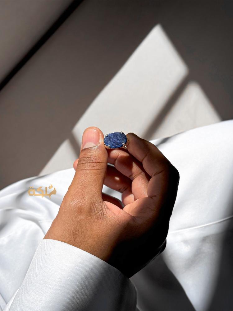 خاتم ملكي مخالب فضة عيار 925 - كحلي معرّق