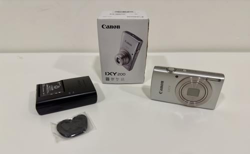 Canon IXY 200