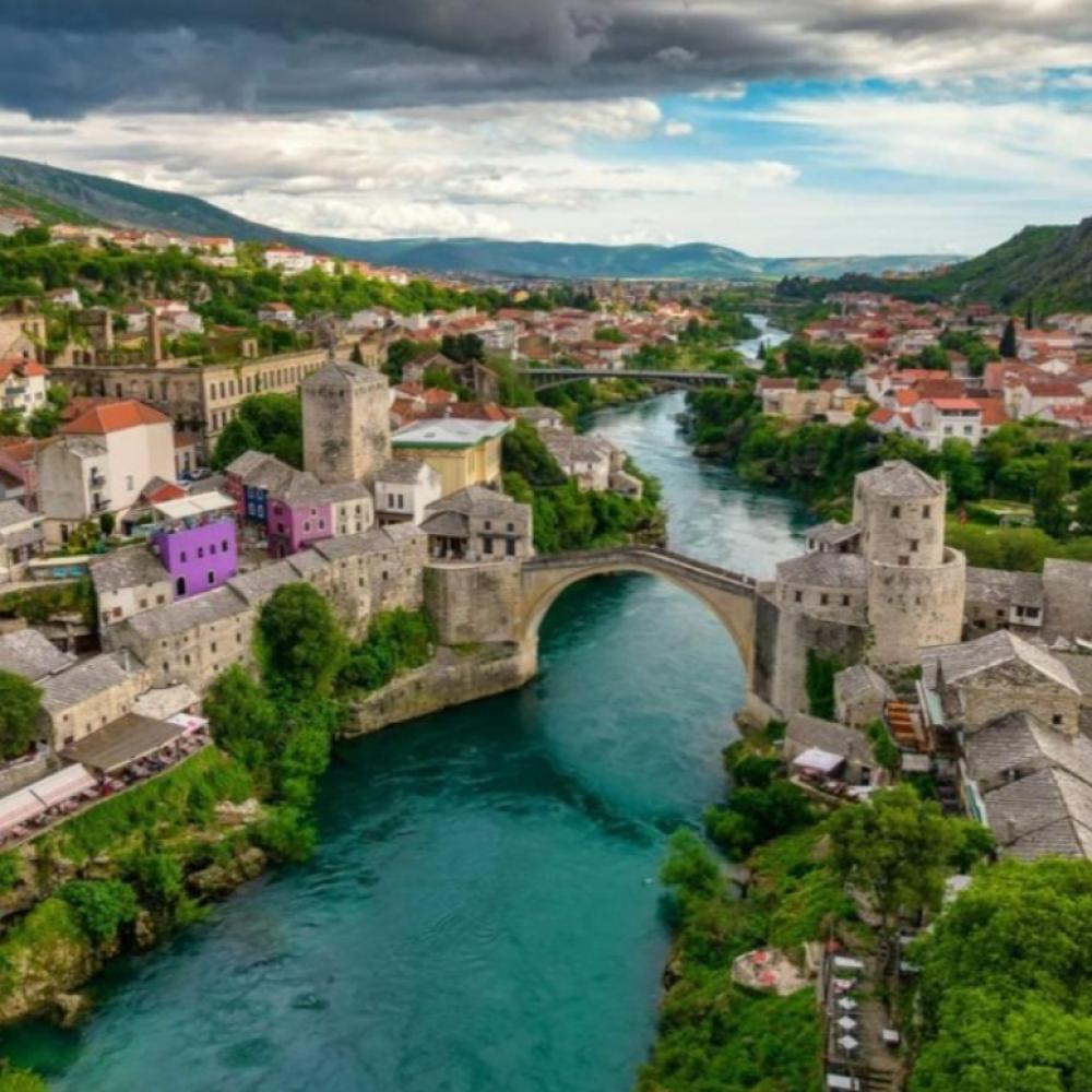 الدليل الشامل للبوسنة والهرسك: رحلة ساحرة بين سراييفو ويايسي وبيهاتش وموستار مع هابي سياحة