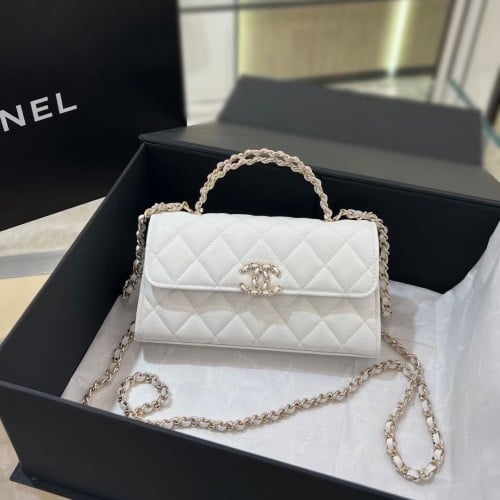 شانيل كيلي 23