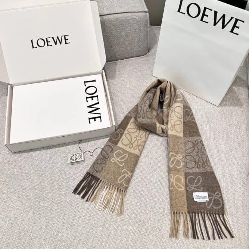 سكارف LOEWE