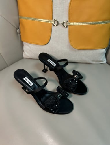 كعب ميو ميو