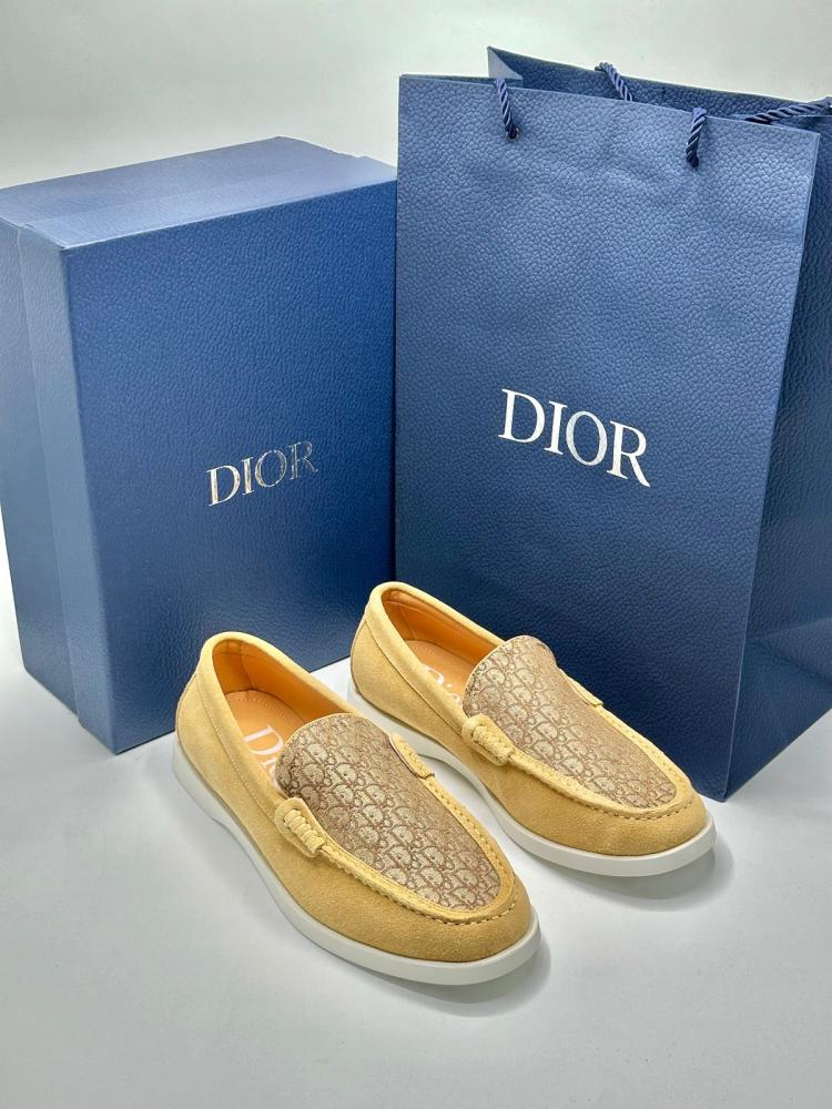 DIOR