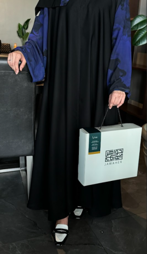 عباية بأكمام موجه  0.4