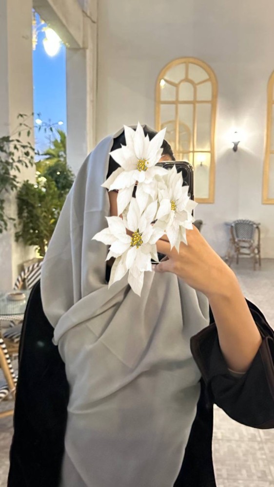 رمادي فاتح