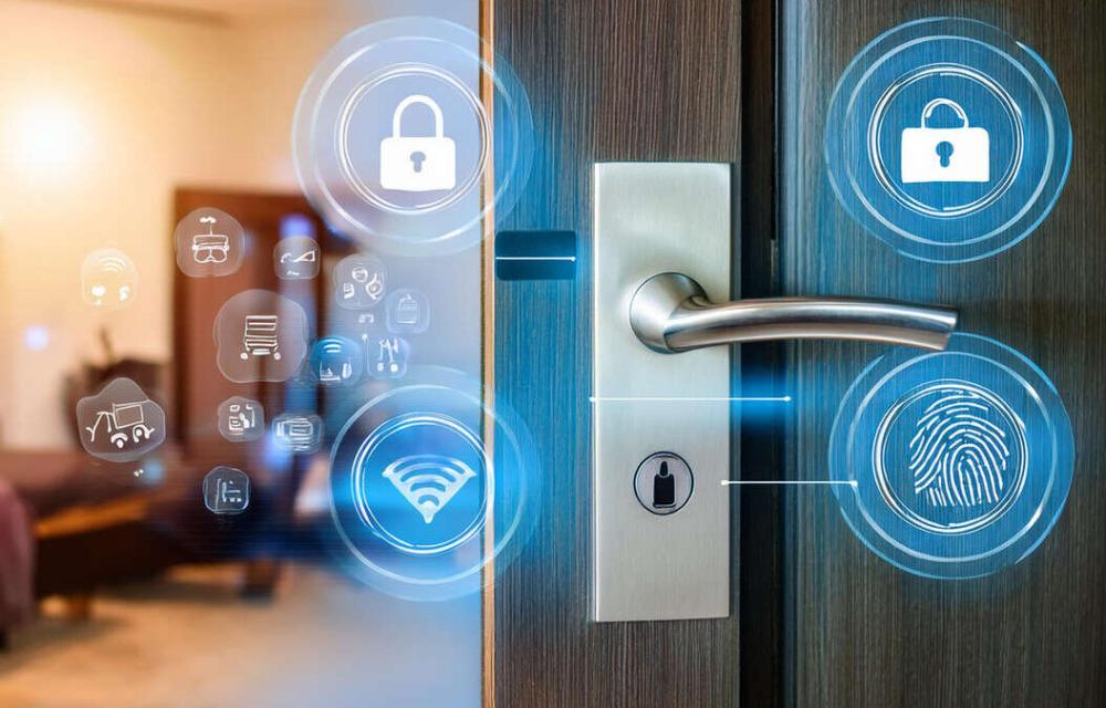 تعرف علي افضل مزايا الأقفال الذكية في تأمين المنازل والمكاتب