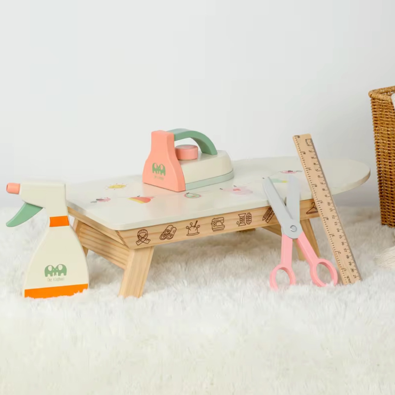 محاكاة كوي الملابس الخشبية