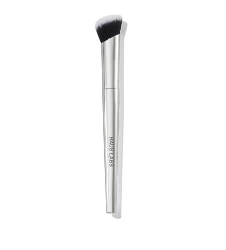 labs TRICLONE™ SKIN TECH CONCEALER BRUSH