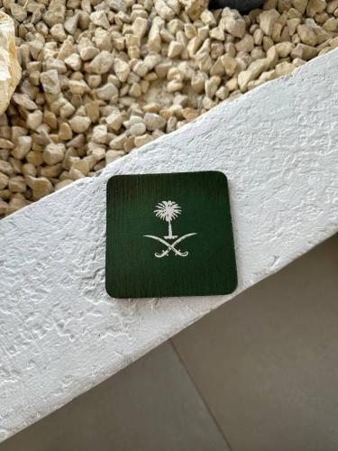 قاعدة كوب مربعة - سيفين ونخلة