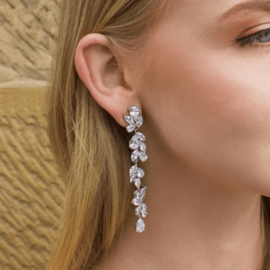 أقراط Earrings