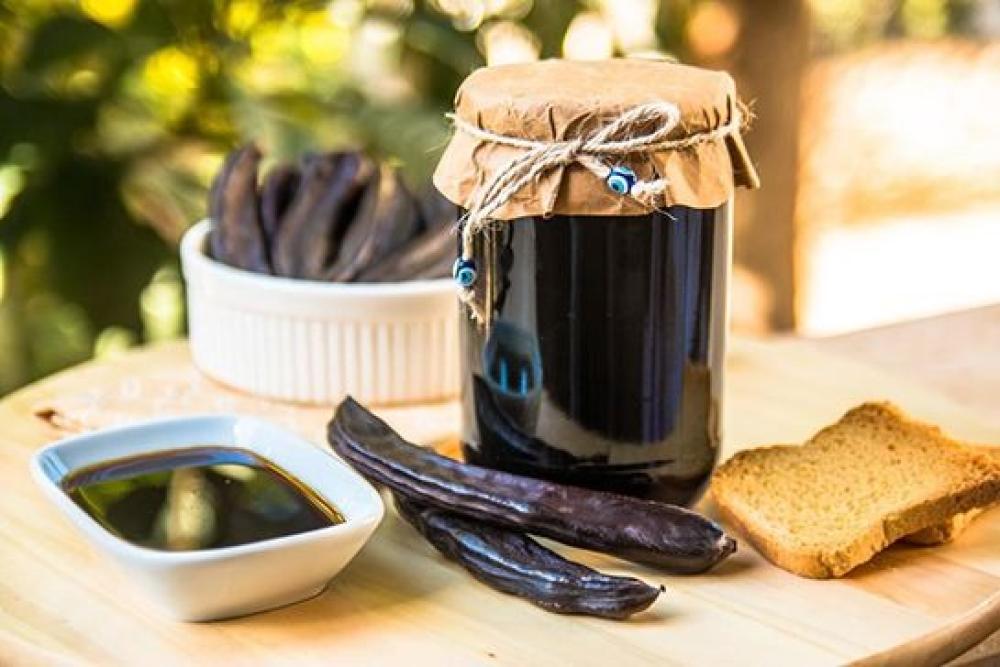 " عسل حبة البركة: غذاء ودواء في ملعقة واحدة "