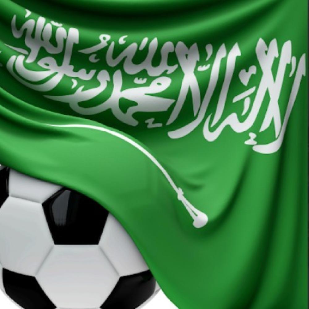 تخفيضات المشجعين 2025: دليلك لشراء منتجات ناديك المفضّل بأفضل سعر