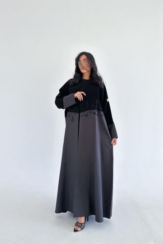 عبايه روان بقماش روان بلس مع تفته