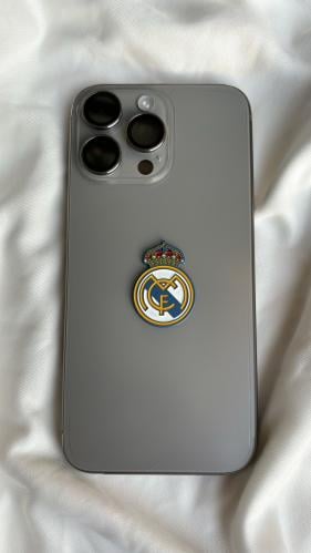 استيكر ريال مدريد معدن