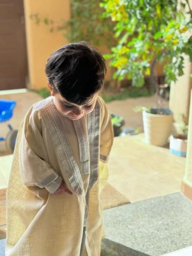 ثوب البشت للمواليد - تصميم حصري