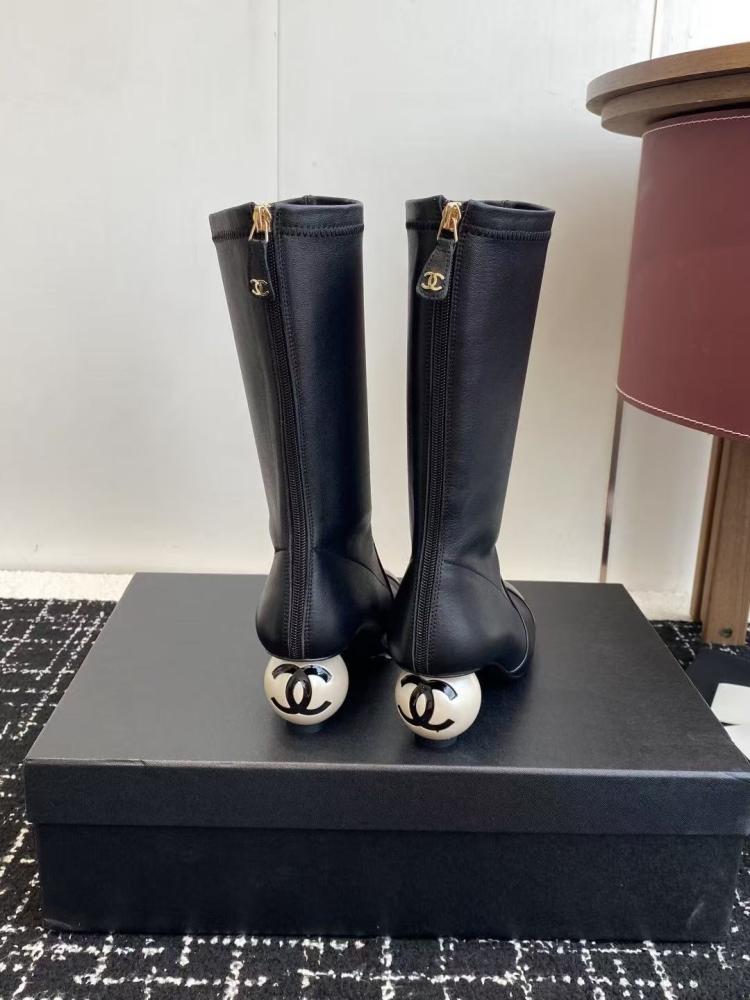 كعب نسائي من شانيل  تقليد أعلى جودة