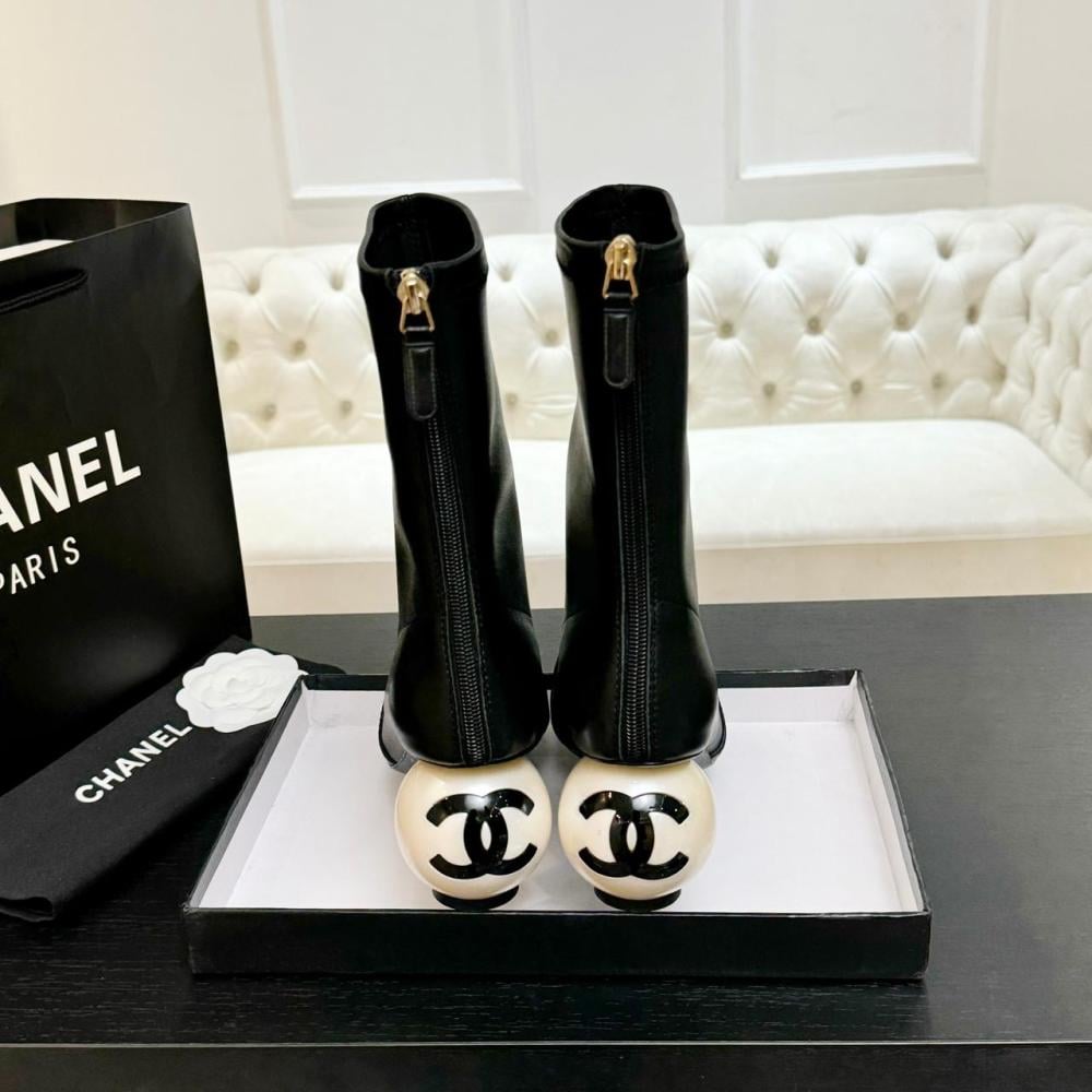 كعب نسائي من شانيل  تقليد أعلى جودة