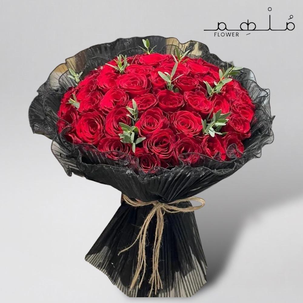 كيف تختار بوكيه ورد أحمر مثالي لعيد الحب؟