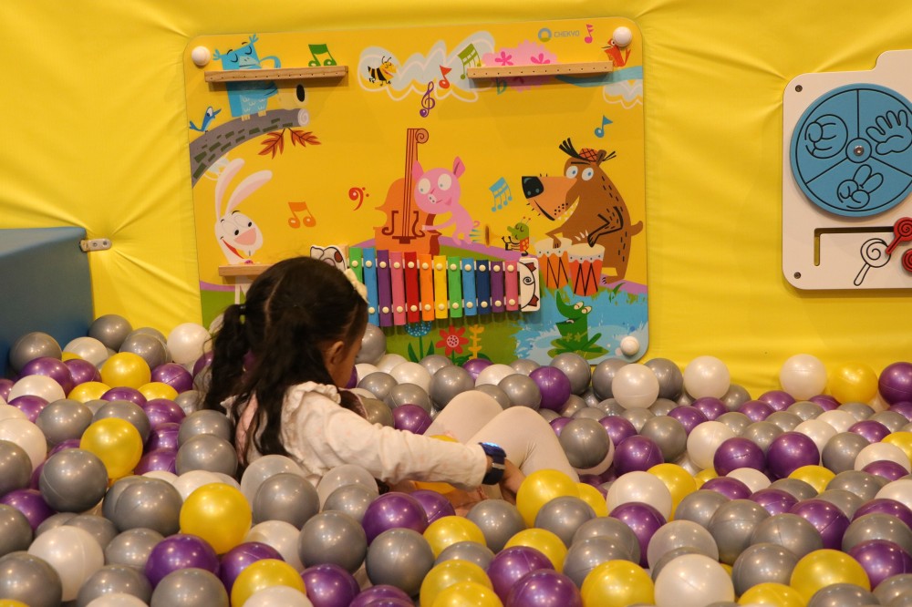 بناء مجتمع قوي: كيف تساهم Spacefun في بناء مجتمع سعودي حسب رؤية 2030؟