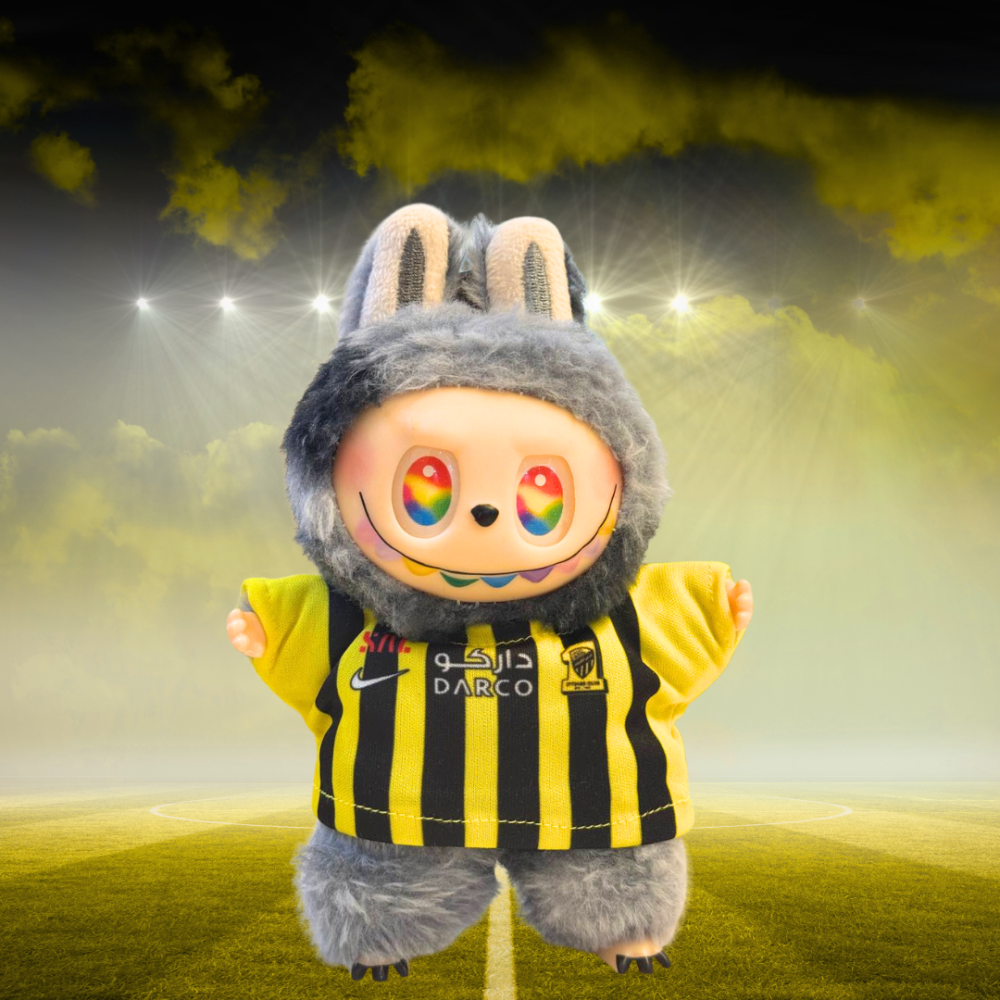 لابوبو يرتدي تيشيرت نادي الاتحاد السعودي