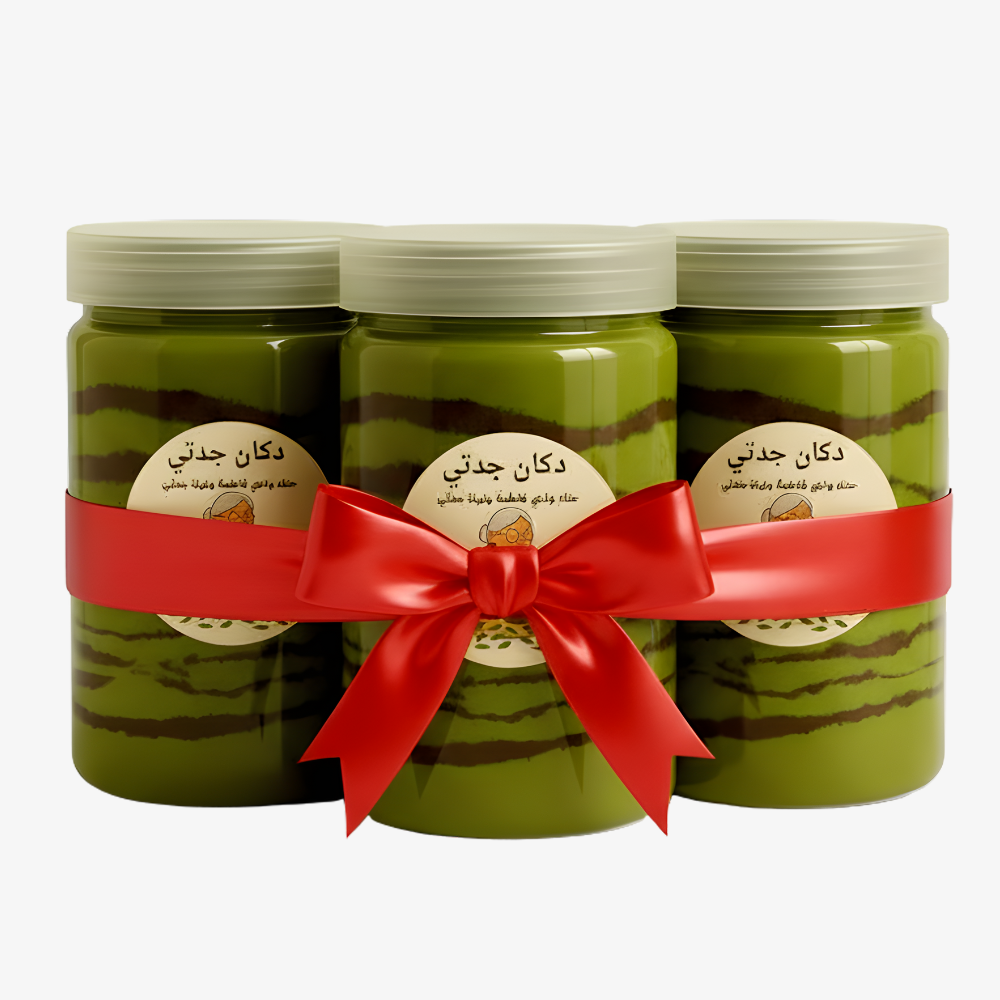 خلطة الحناء ونواة التمر… السر الطبيعي لتكثيف الشعر وملء الفراغات بسرعة