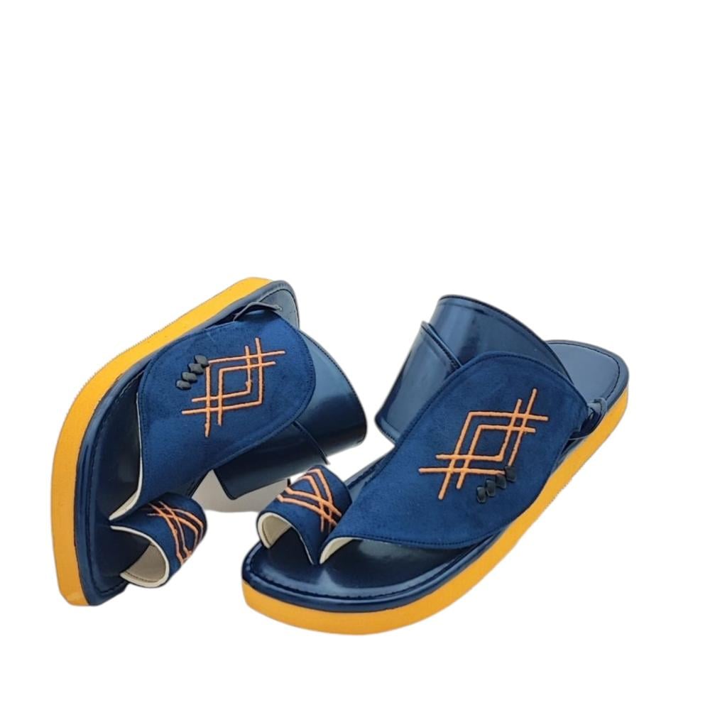 حذاء شرقي مطرز كحلي شاموه دعسة طبي وطني