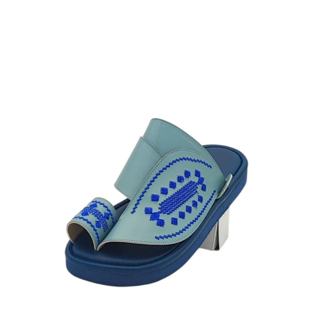 حذاء شرقي مطرز سماوي دعسة طبي وطني