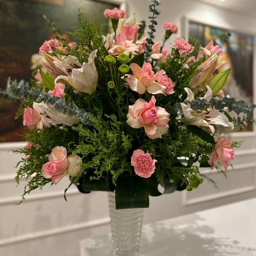 luxury vase - مزهرية الفخامة