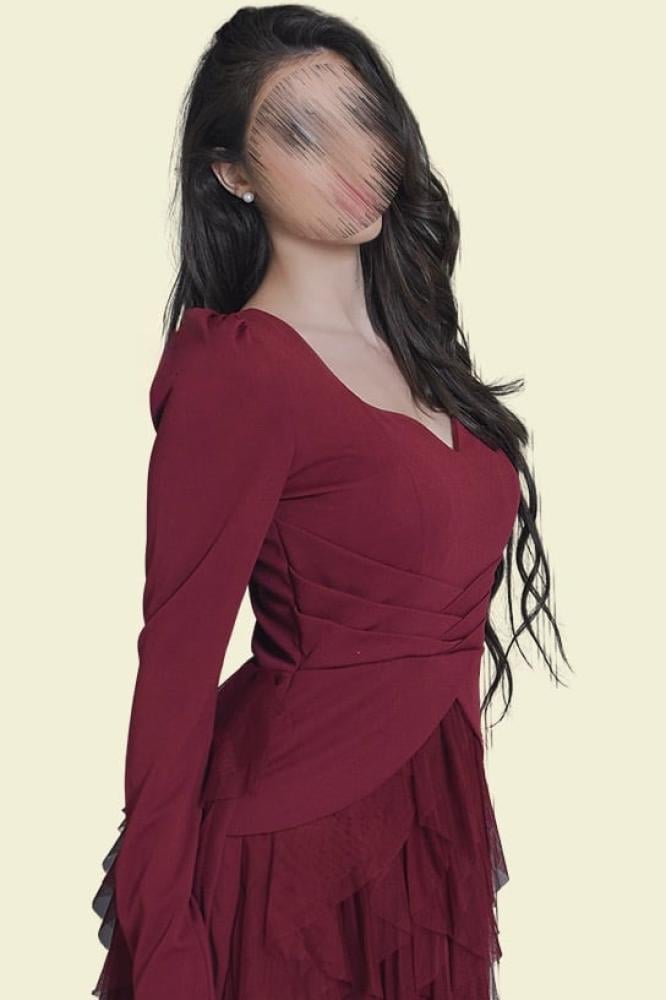 فستان فاخر بتصميم درابيه وكشكش