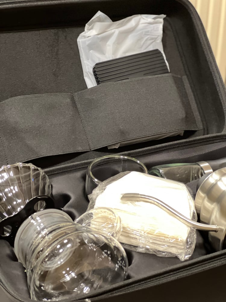 شنطة ادوات القهوه المختصة v60