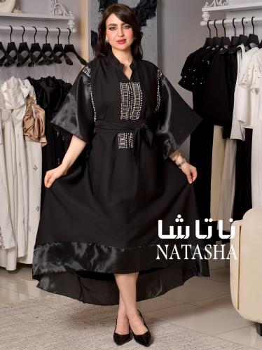 فستان اسود ناعم بأكمام انيقة وتصميم مريح