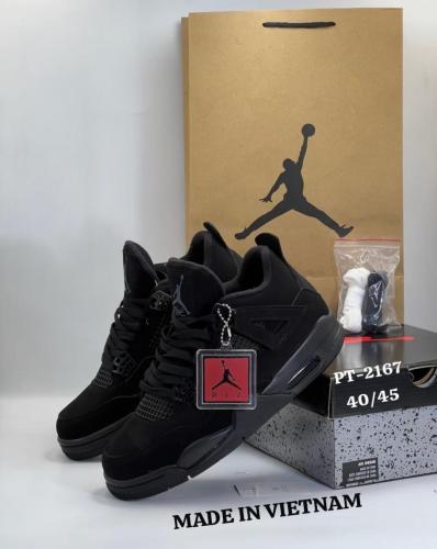 AIR JORDAN 4 BLACK