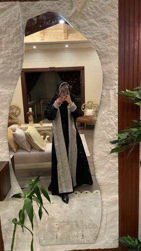 عباية سَنى - اسود