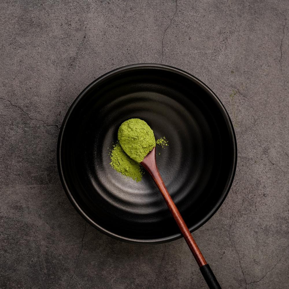 شاي الماتشا الأصلي: دليلك الكامل لفوائد وتجربة فريدة