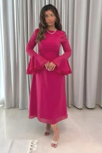 فستان ناعم ميد