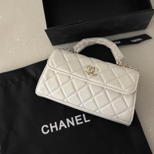 شنطة CHANEL - 50