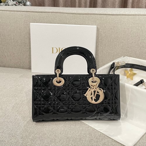 Size: 26x13.5x5cm