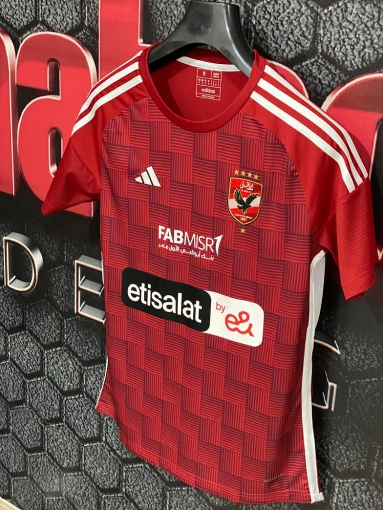 الاهلي المصري الاساسي لموسم 24