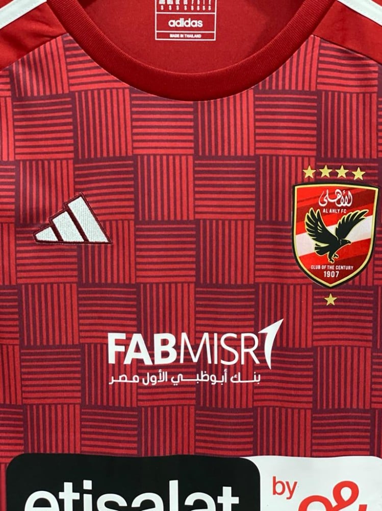 الاهلي المصري الاساسي لموسم 24