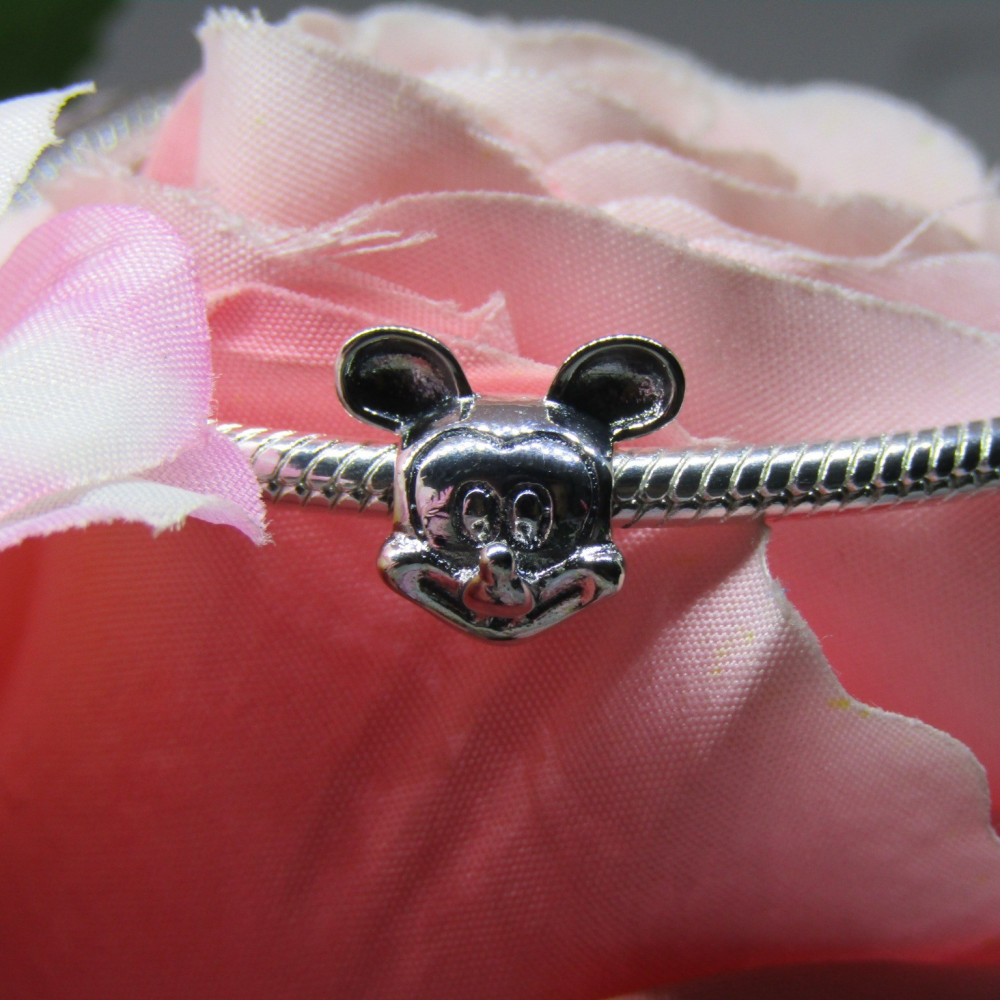 تعليقة ميكي ماوس Rsn Jewelery
