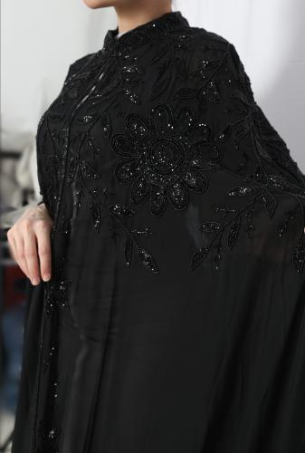 قطعة مفتوحة مطرزة