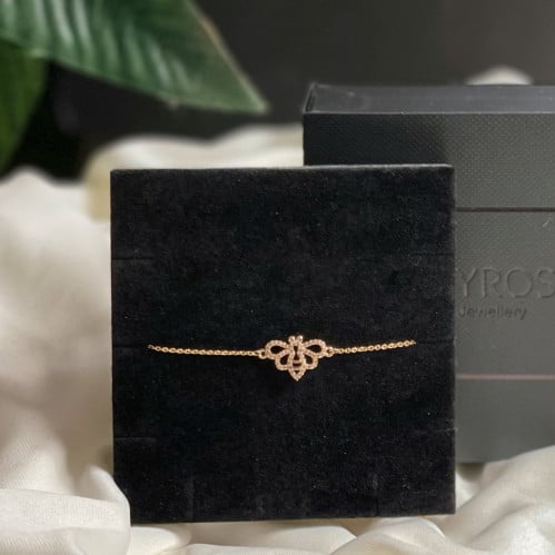 اسورة ماركة زايروس