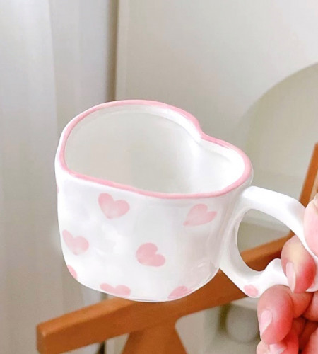 كوب سيراميك على شكل قلب